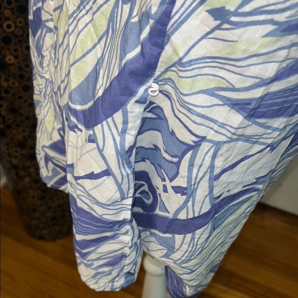 a.n.a Blue and White 3/4 Sleeve Boxy Blouse with Bib Collar - Picture 10 of 12